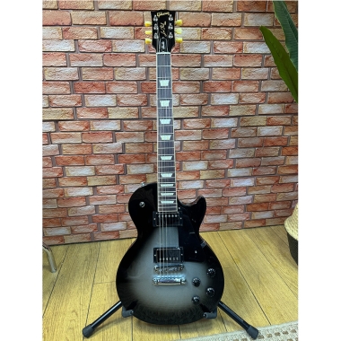 Gibson Les Paul Studio...